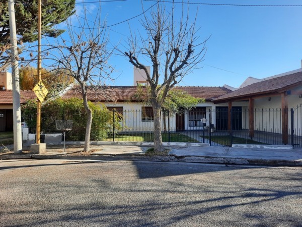 CASA BARRIO CARNAGHI- NEUQUEN